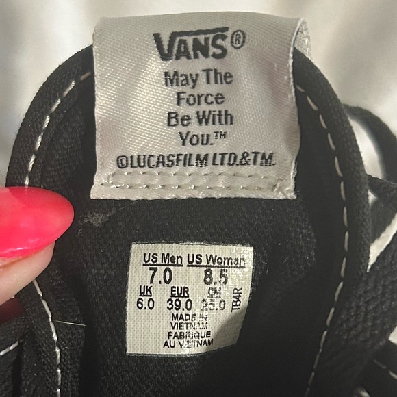 Vans women’s size 8.5, mens size 7 Star Wars sneakers black shoes. - Picture 10 of 10